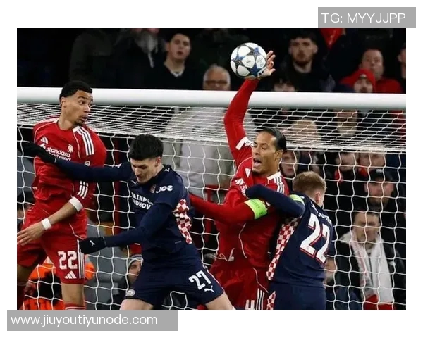 埃因霍温队长回应争议轻推范戴克称其身材高大应能承受