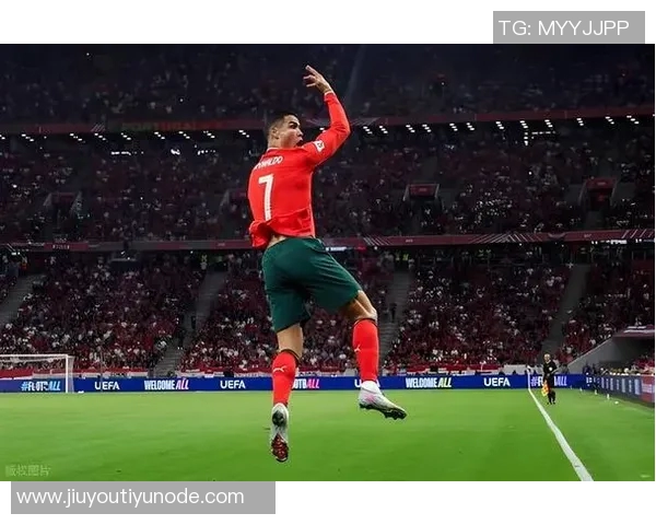 C罗谈激励源泉称詹姆斯与我同龄但我头发更多