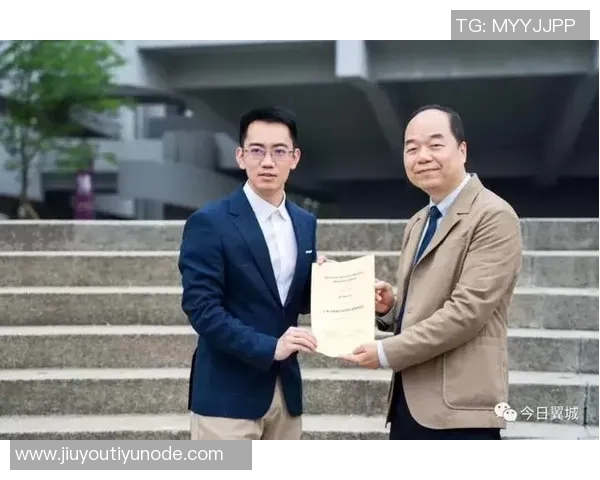 利拉德每年为家乡九所高中设立25万奖学金助力学子成才